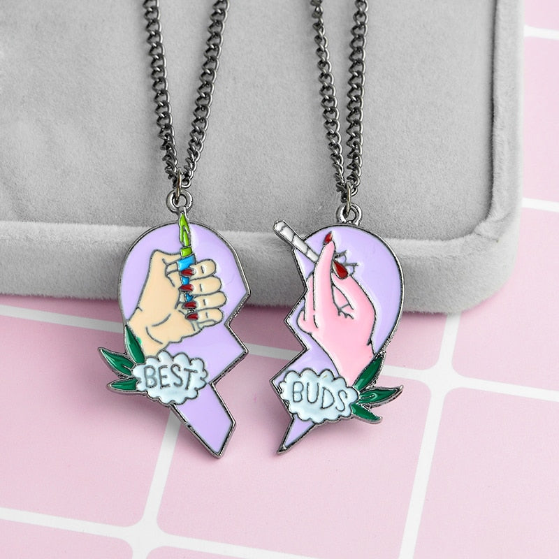 Heart shaped Best friends necklace BEST BUDS